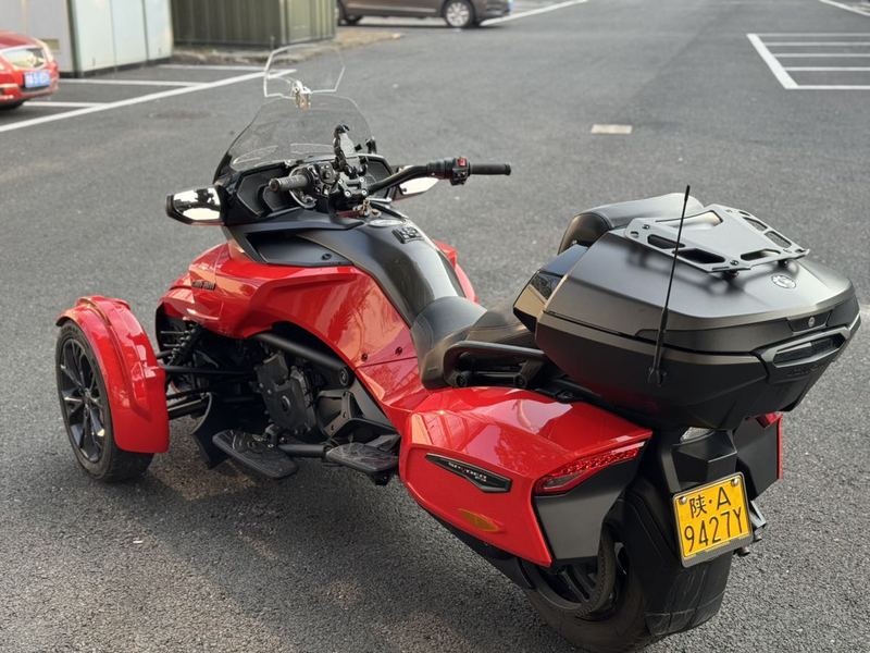 二手庞巴迪Spyder F3 