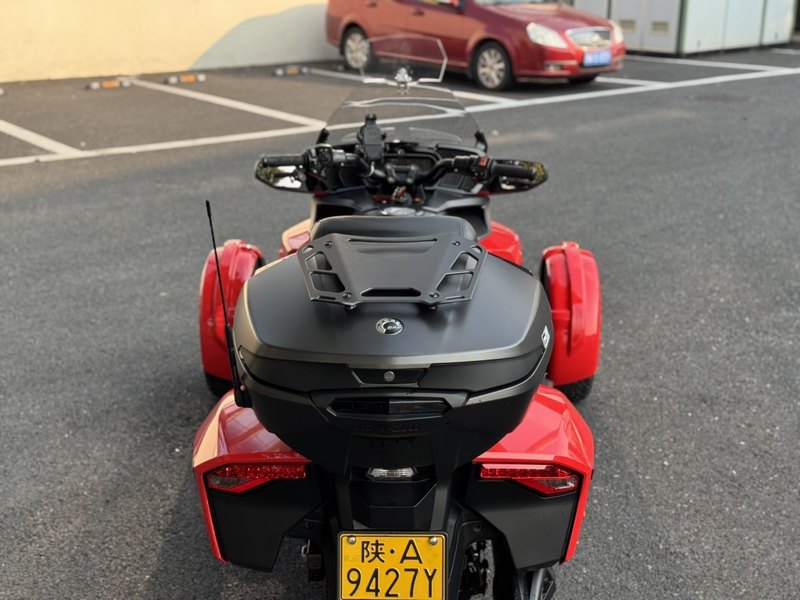 二手庞巴迪Spyder F3 