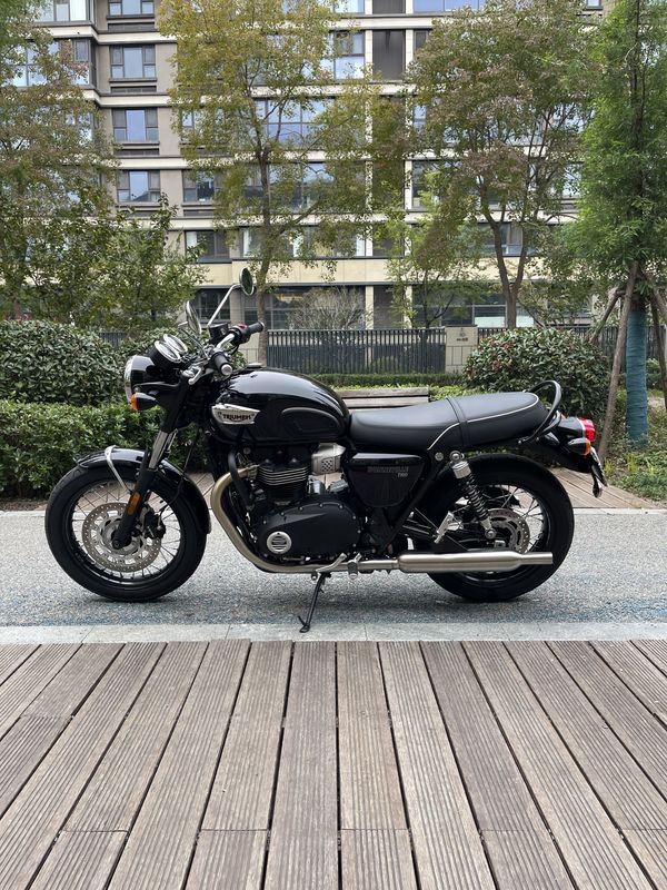 二手凯旋Bonneville T100