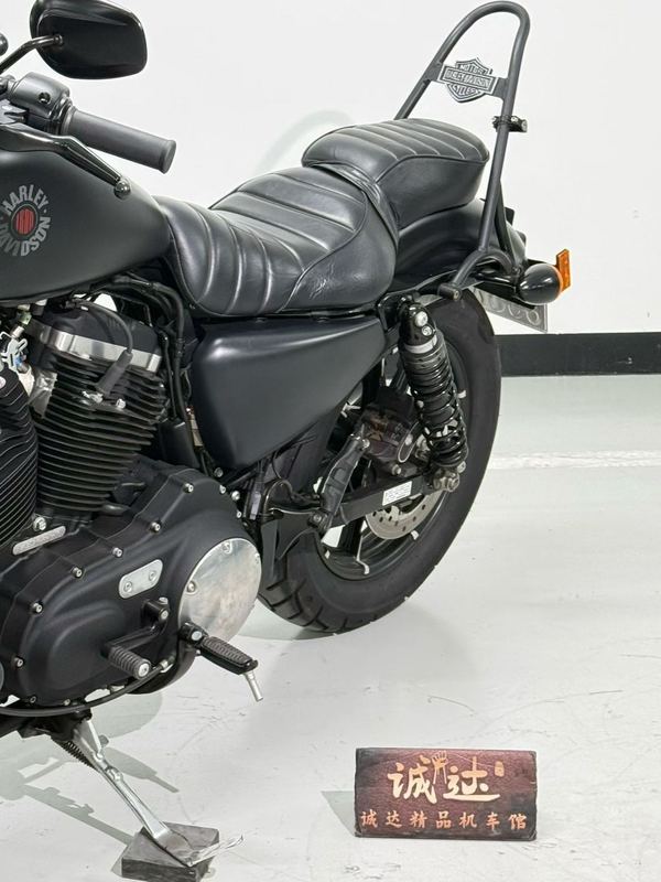 二手哈雷戴维森Iron883 硬汉