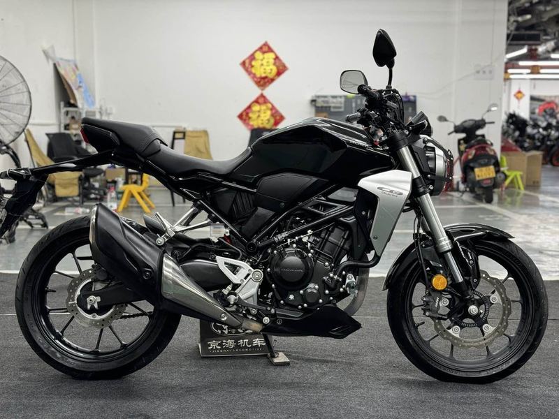 二手本田CB300R