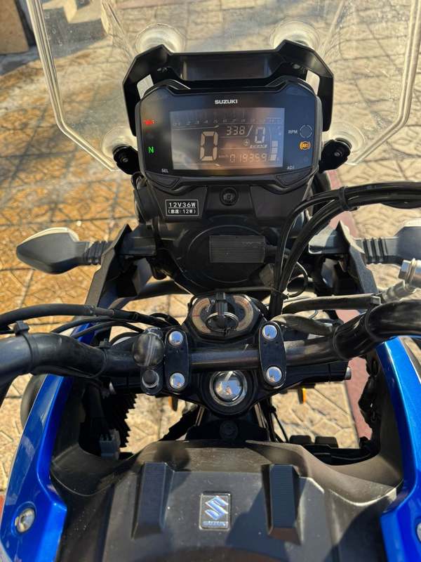 二手豪爵铃木DL250