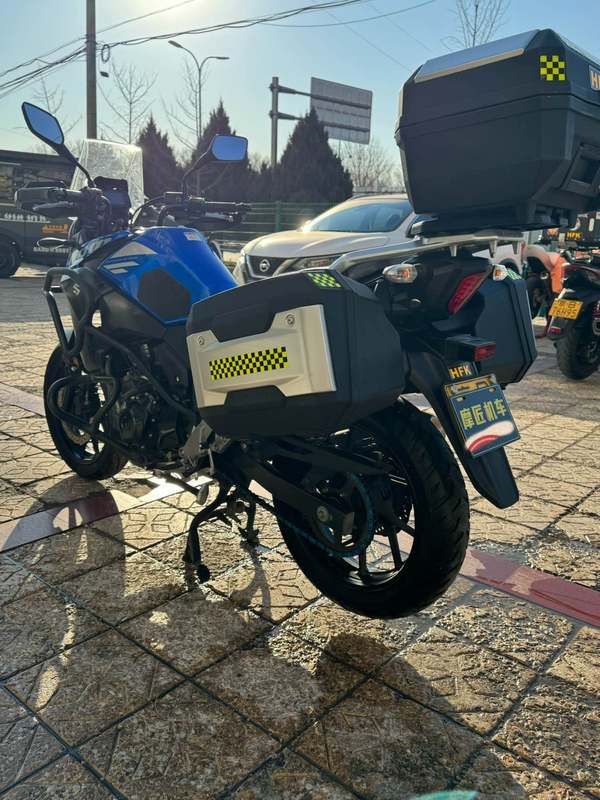 二手豪爵铃木DL250