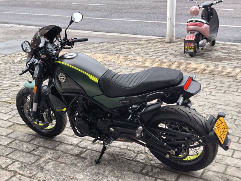 二手贝纳利幼狮 Leoncino 500