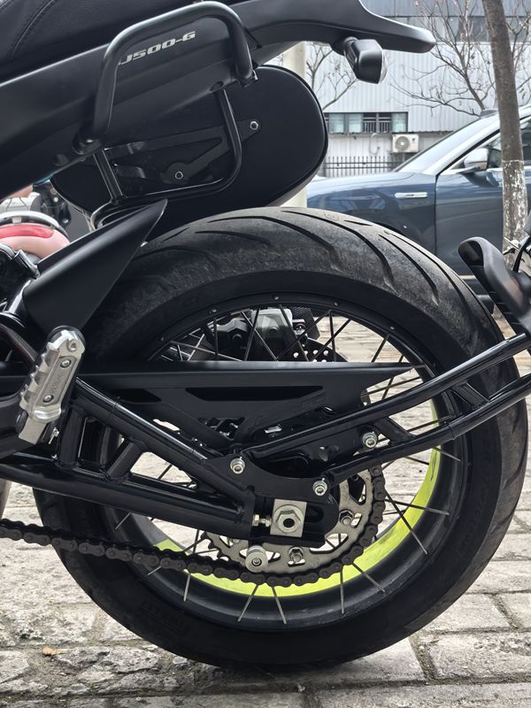 二手贝纳利幼狮 Leoncino 500