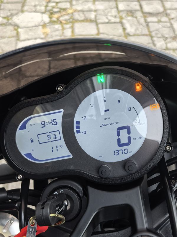 二手贝纳利幼狮 Leoncino 500