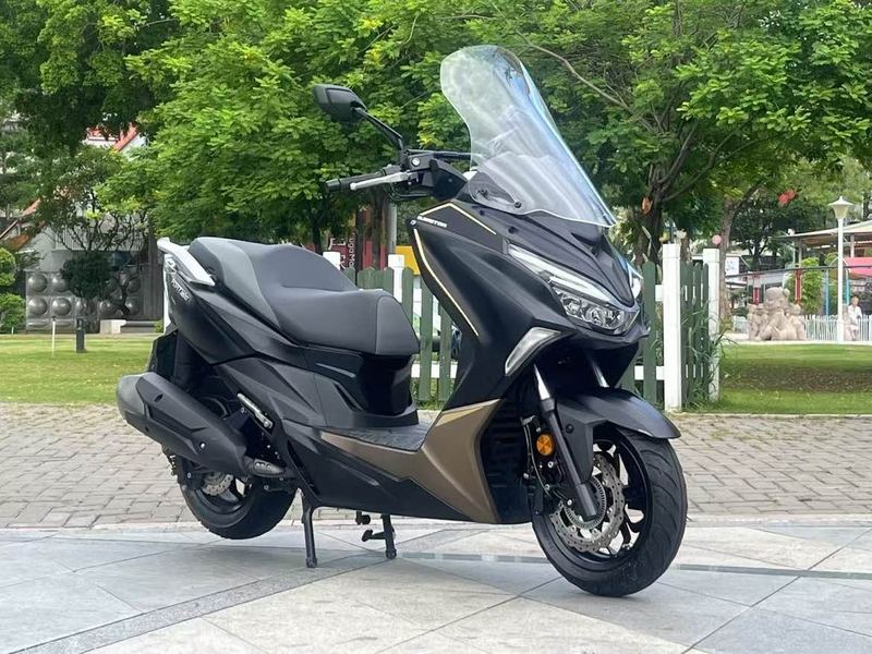 二手QJMOTOR鸿250
