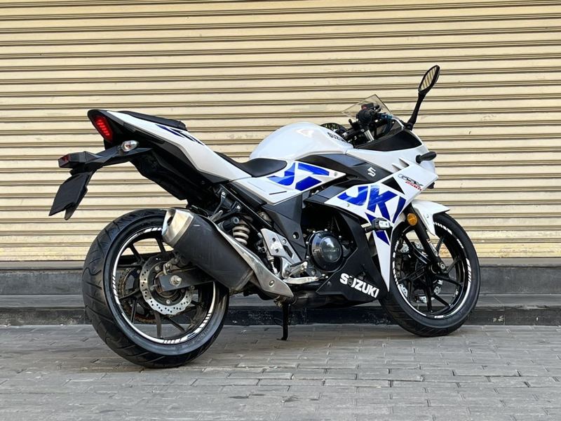 二手豪爵铃木GSX250R