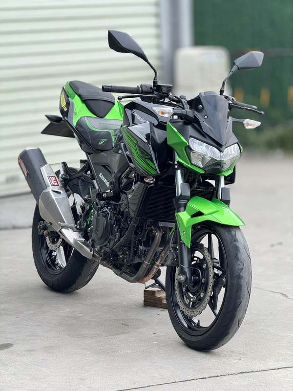 二手川崎Z400