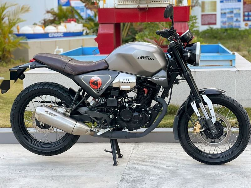 二手五羊本田鸷道 CB190SS