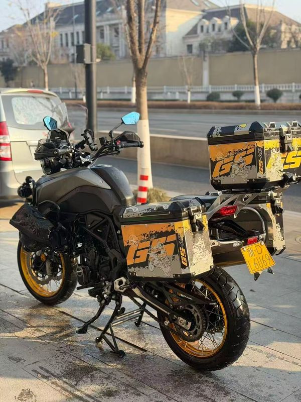 二手贝纳利TRK702