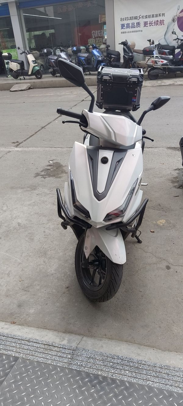 二手三阳行 SHEX125