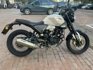 二手五羊本田鸷道 CB190SS