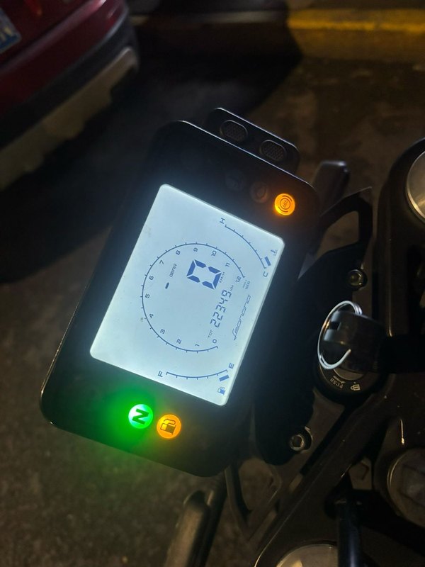 二手贝纳利幼狮 Leoncino 250