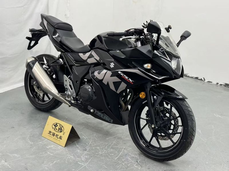 二手豪爵铃木GSX250R