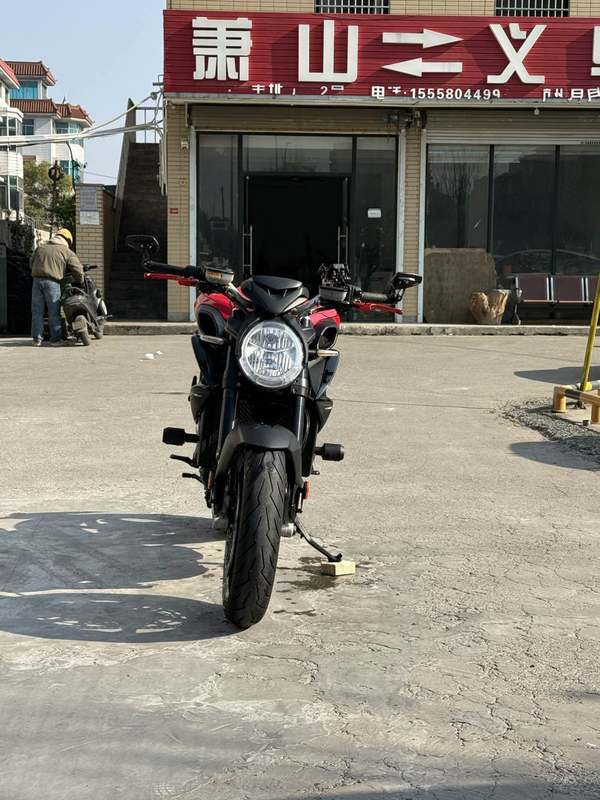 二手奥古斯塔Brutale 800