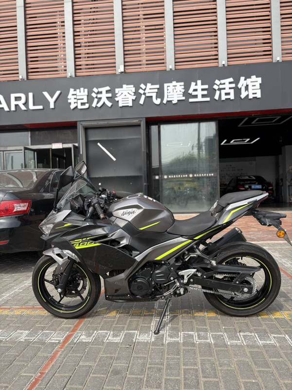 二手川崎Ninja 400