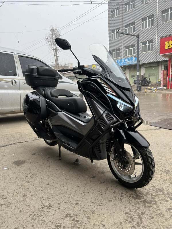 二手望雅猛士三代