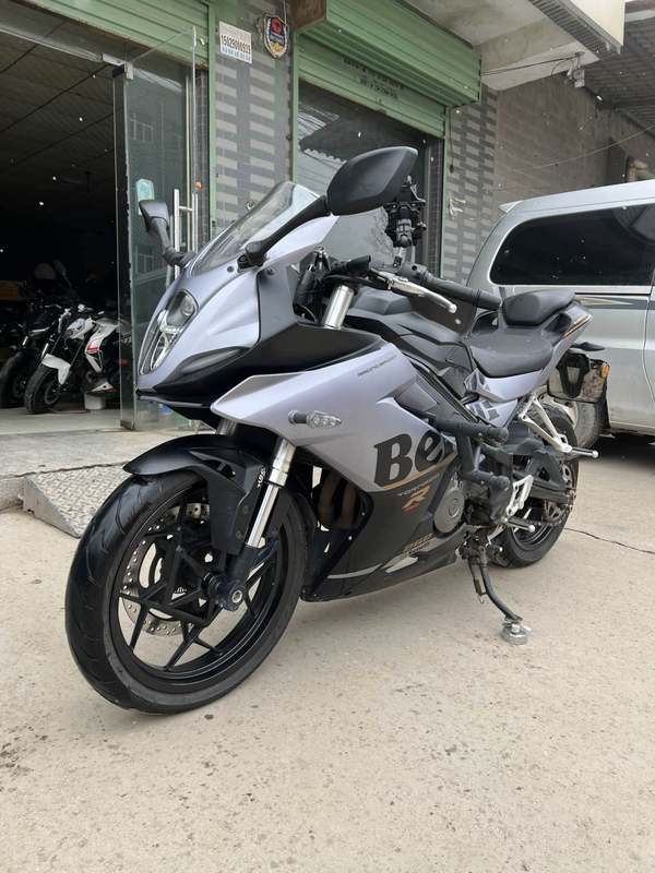 二手贝纳利龙卷风 Tornado 252R