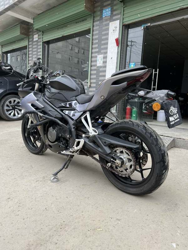 二手贝纳利龙卷风 Tornado 252R