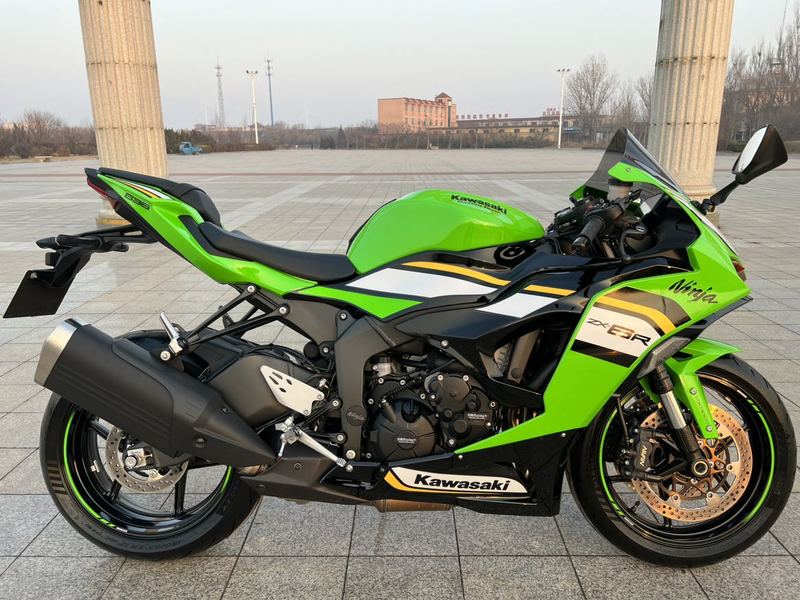 二手川崎Ninja ZX-6R 