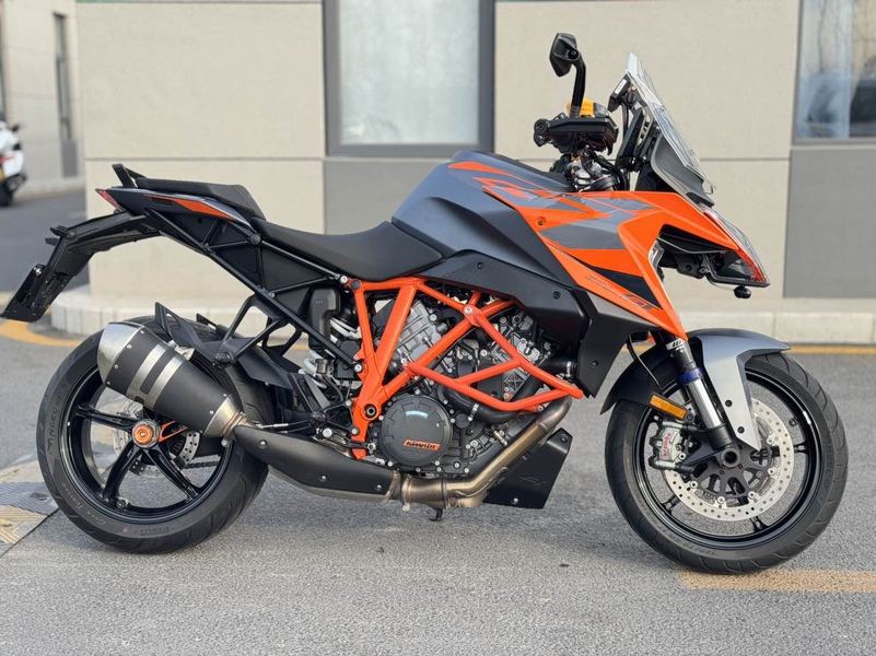 二手KTMR2R1290 Super Duke GT