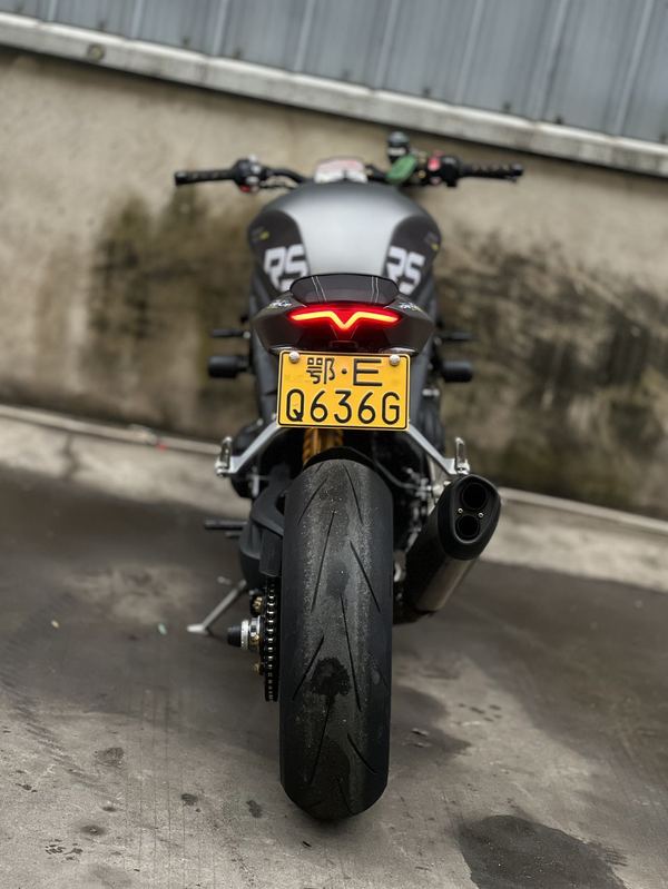 二手凯旋Speed Triple 1200