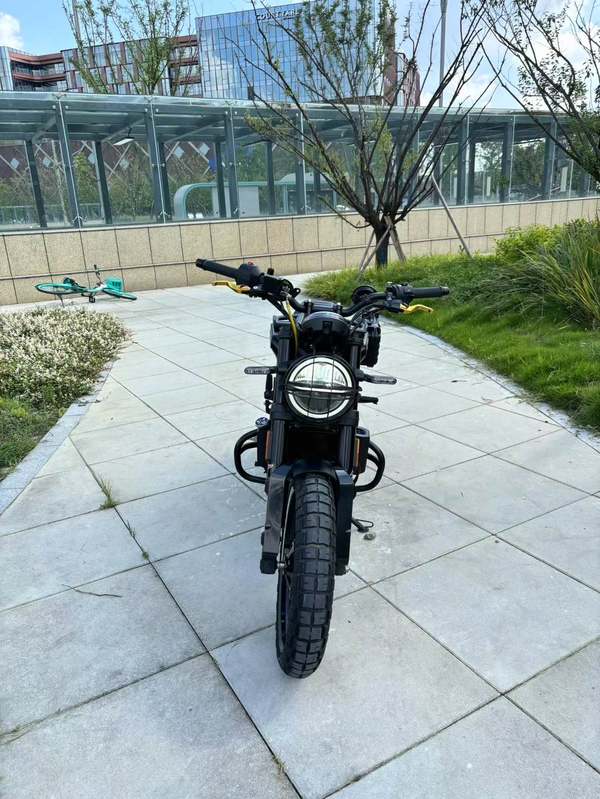 二手HUSQVARNA黑箭 401