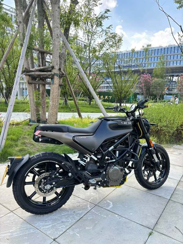 二手HUSQVARNA黑箭 401