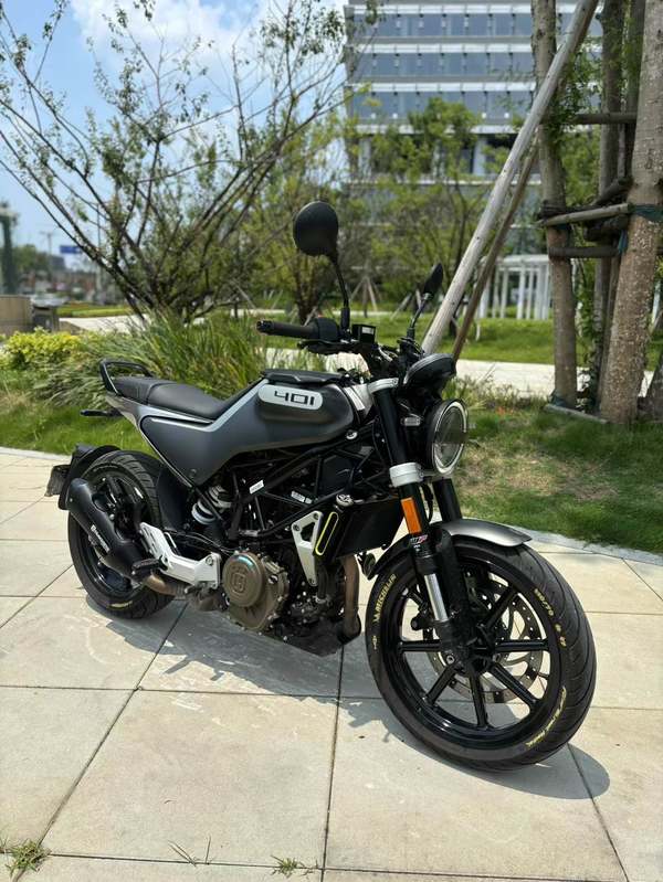 二手HUSQVARNA黑箭 401