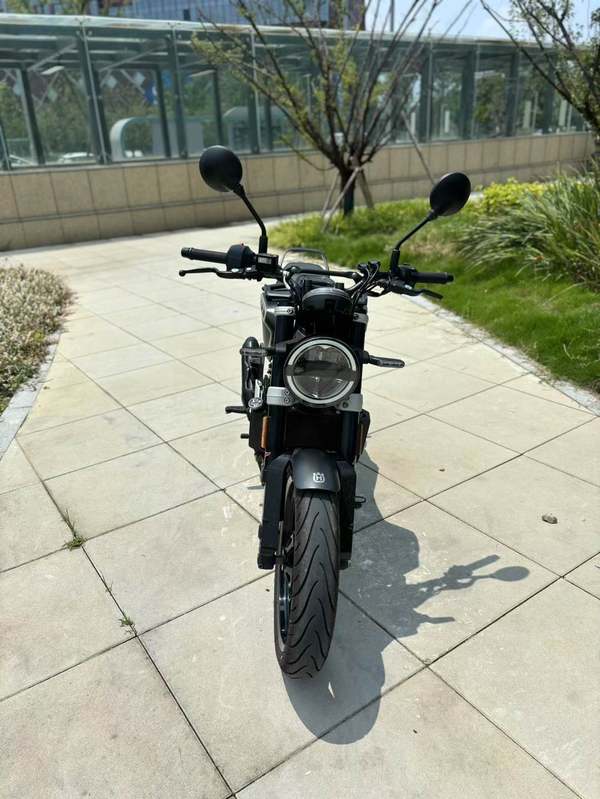 二手HUSQVARNA黑箭 401