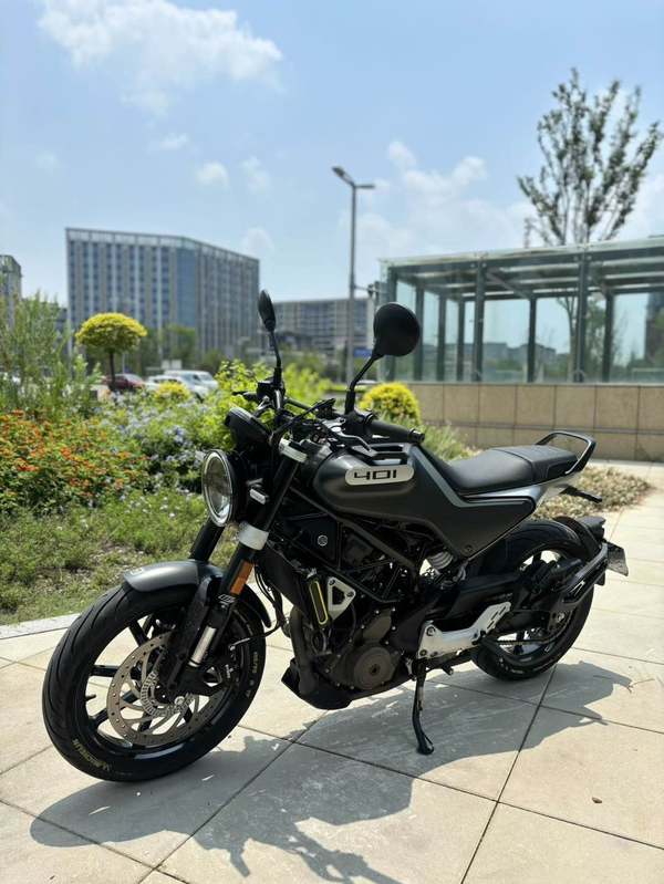 二手HUSQVARNA黑箭 401