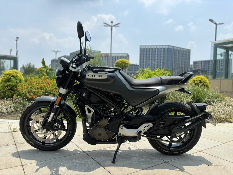 二手HUSQVARNA黑箭 401