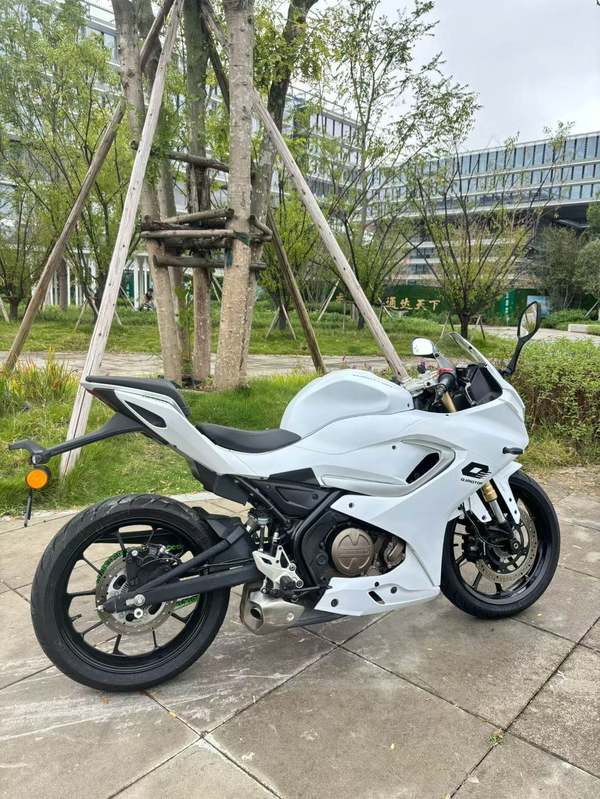 二手QJMOTOR赛250