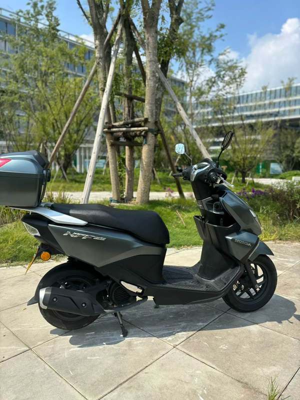 二手五羊本田NPF125