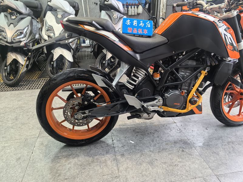 二手KTMR2R200 Duke