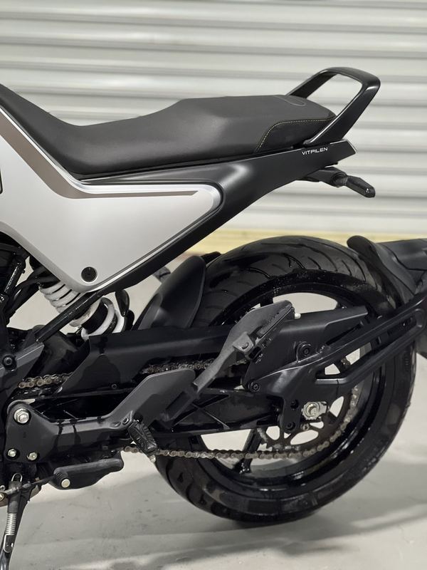 二手HUSQVARNA白箭 401