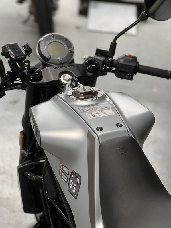 二手HUSQVARNA白箭 401