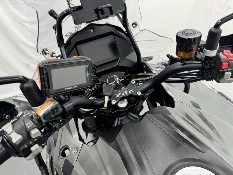 二手贝纳利金鹏 TRK502