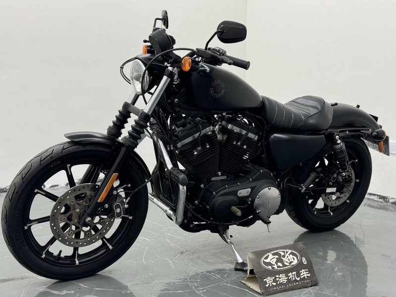 二手哈雷戴维森Iron883 硬汉