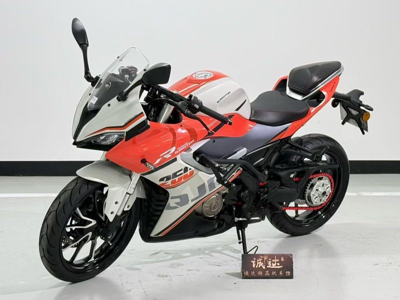二手QJMOTOR赛250