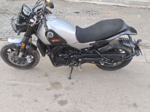 二手贝纳利幼狮 Leoncino 500