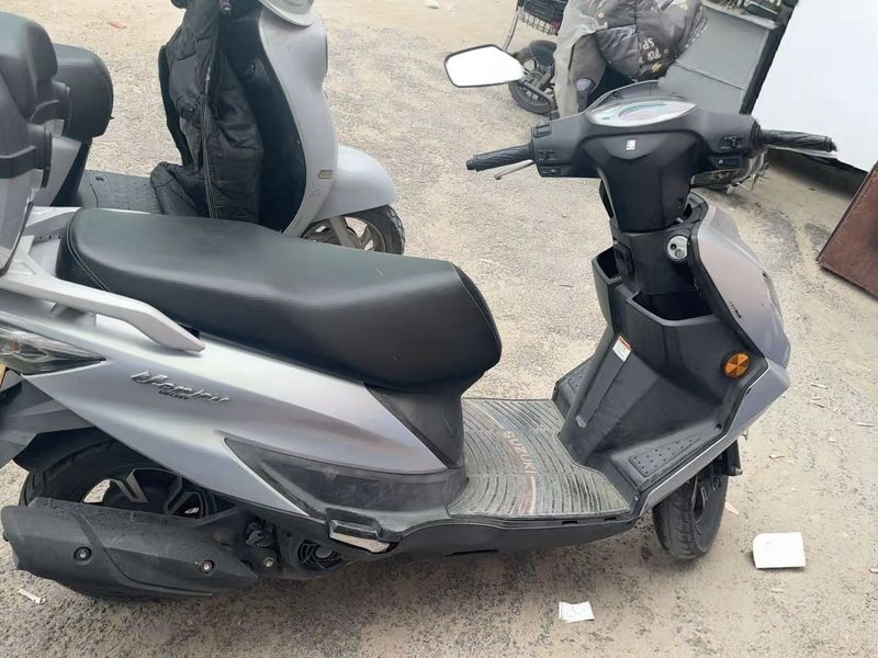 二手济南铃木优驿 UE125T