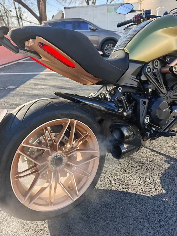 二手杜卡迪Diavel 