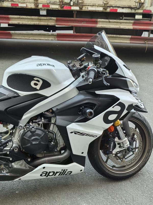 二手阿普利亚RS 660 
