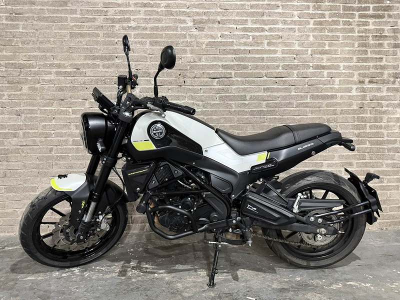 二手贝纳利幼狮 Leoncino 250