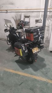 二手贝纳利TRK702