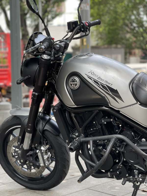 二手贝纳利幼狮 Leoncino 500