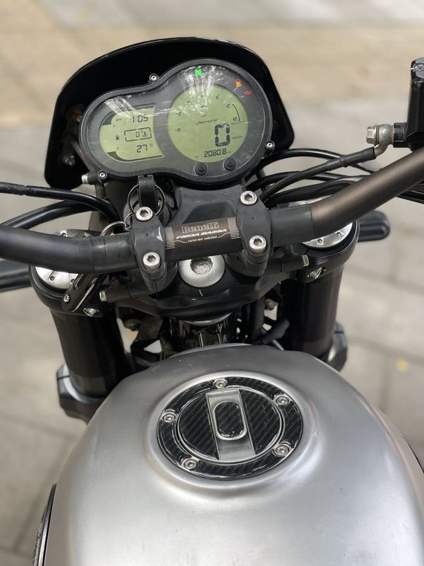 二手贝纳利幼狮 Leoncino 500