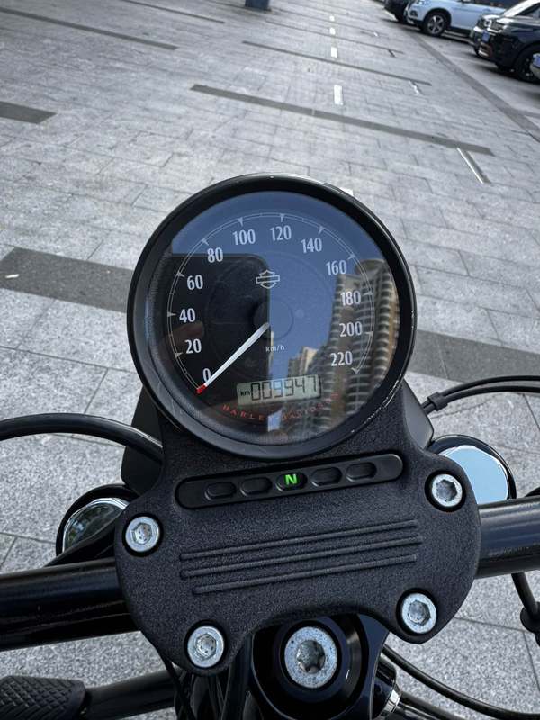 二手哈雷戴维森Iron883 硬汉